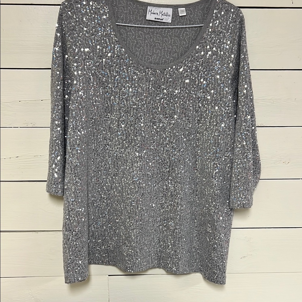 Avenue Gray Sequin 3/4 Sleeve Blouse